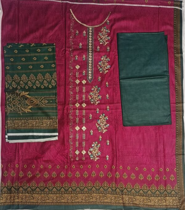 Lawn three piece with (Lawn) dupatta - Image 5